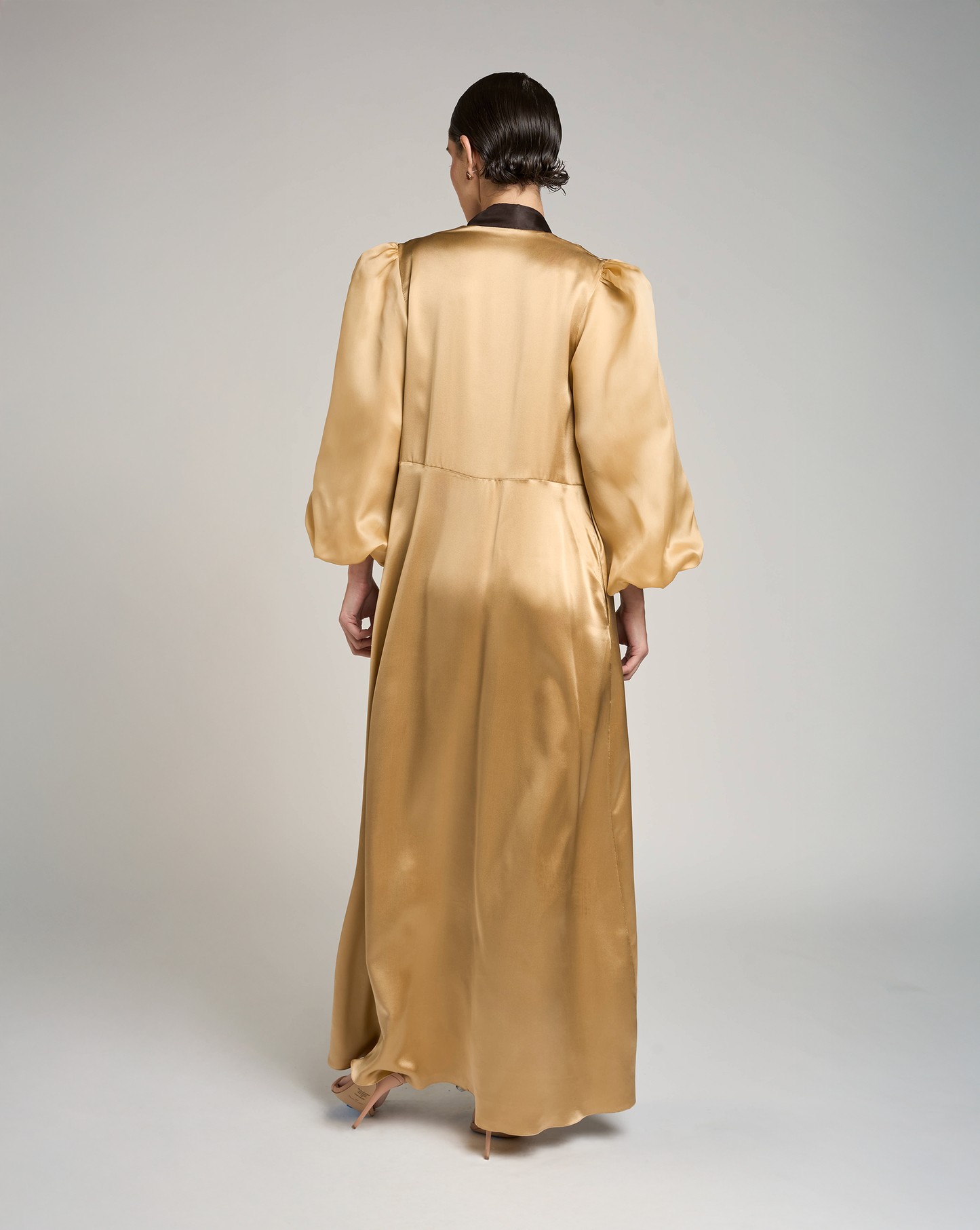 DAMASCUS ROBE.