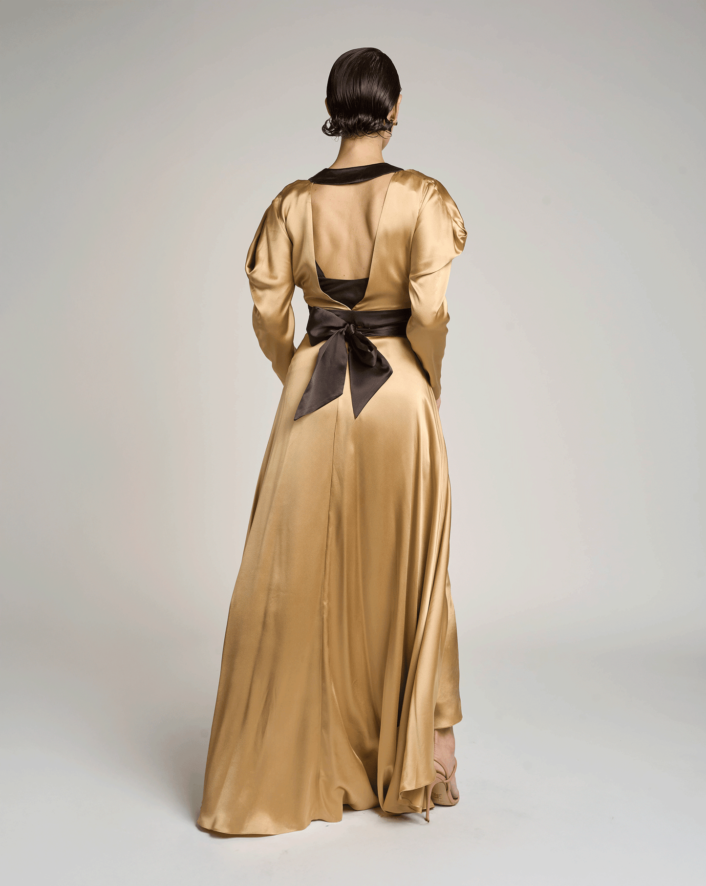 EMPIRE ROBE