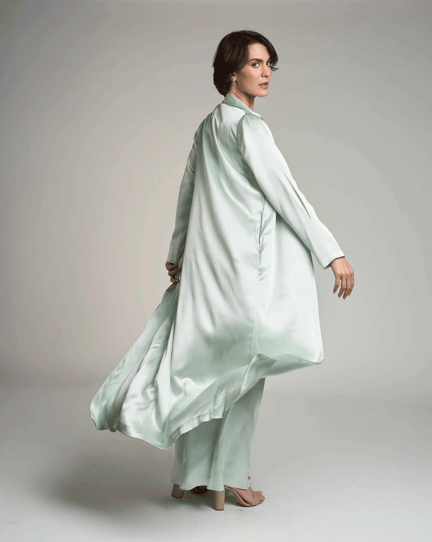 GOLDEN FLOWER ROBE