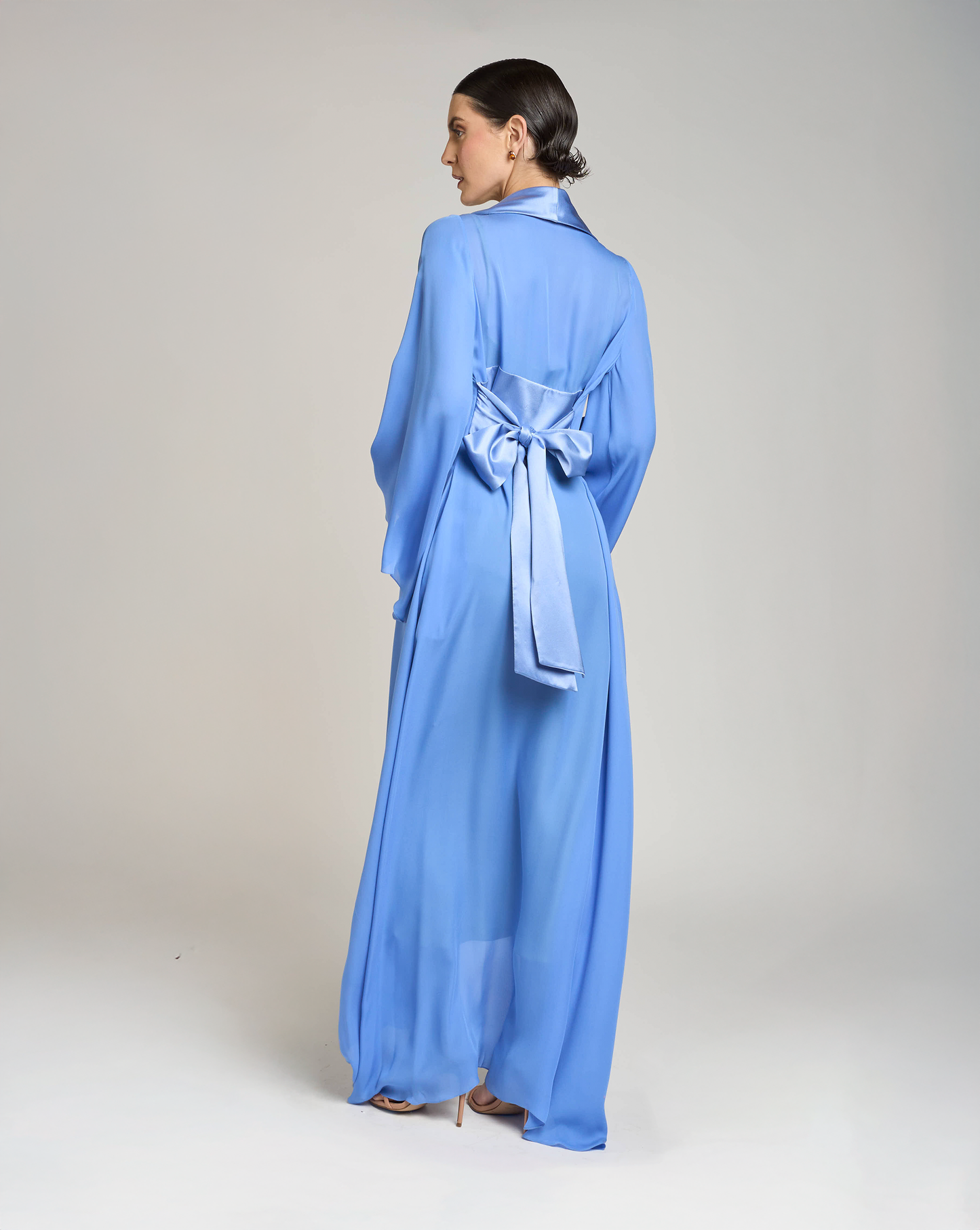 HEXA GRACE ROBE