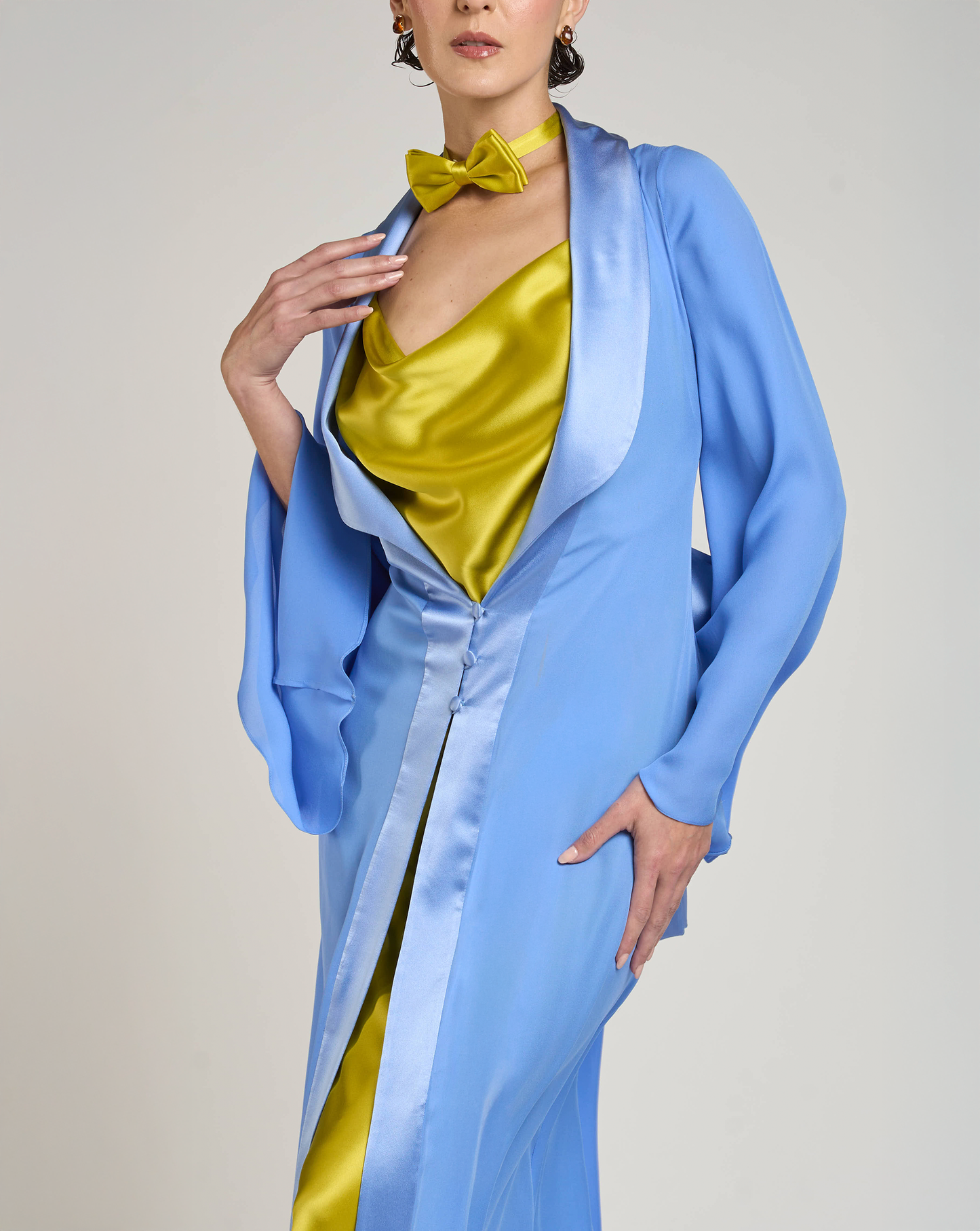 HEXA GRACE ROBE
