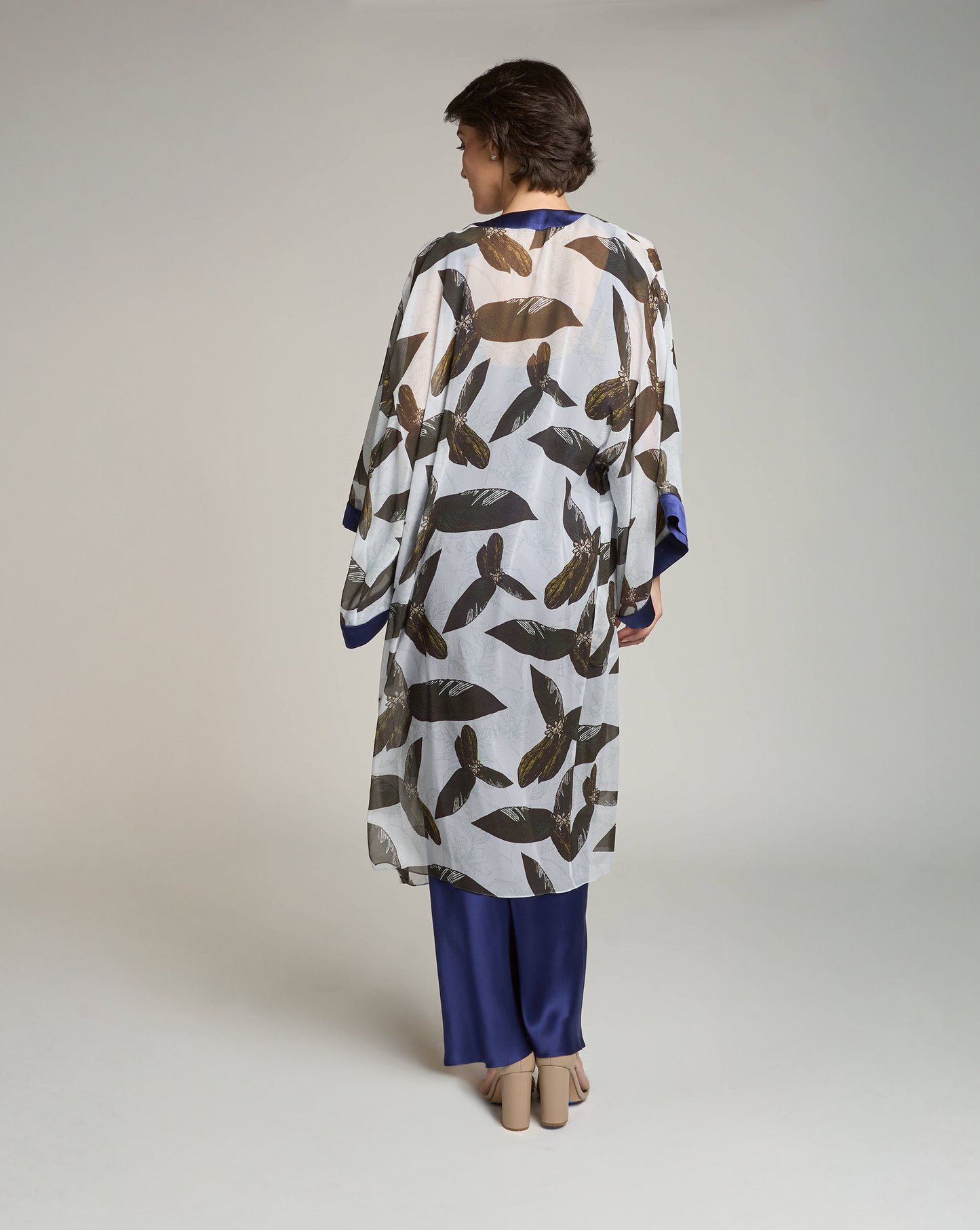 CHOCOLATE ROBE